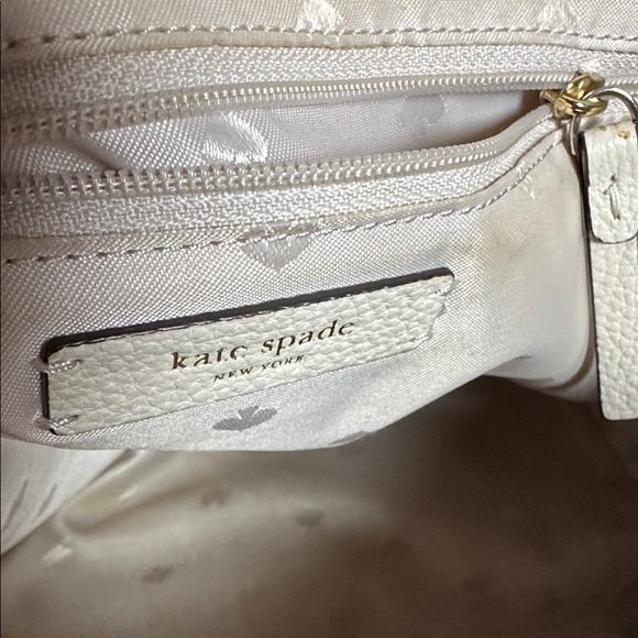 Kate Spade Naomi Cream Crossbody Shoulder Bag Purse Tassel - Picture 9 of 11